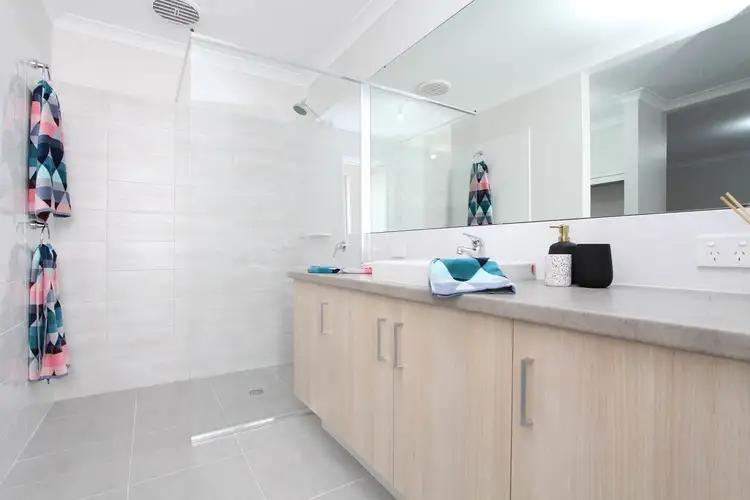 Seventh view of Homely house listing, 5 Pavo Entrance, Australind WA 6233