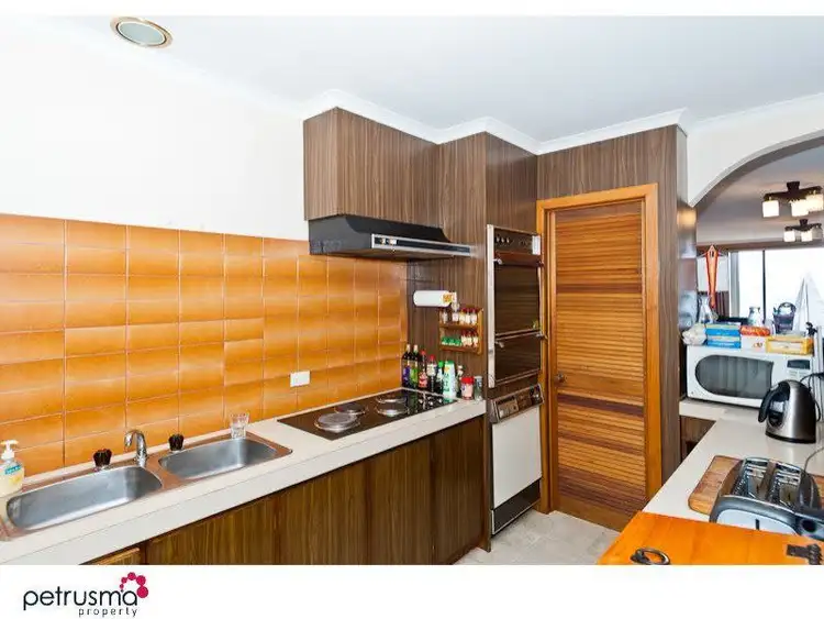 Fifth view of Homely unit listing, 1/8 Amanda Crescent, Sandy Bay TAS 7005