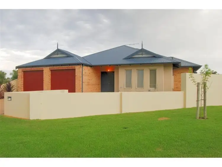 17 Mary Elizabeth Ramble, West Busselton WA 6280