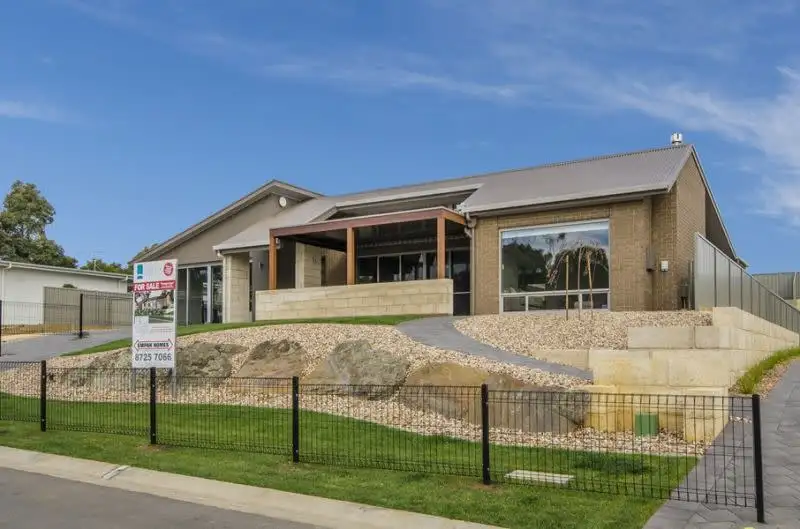 Main view of Homely house listing, 5 ST ANDREWS DRIVE, Mount Gambier SA 5290