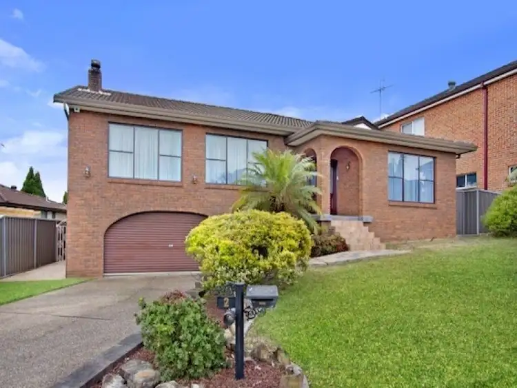 2 Cootha Close, Bossley Park NSW 2176