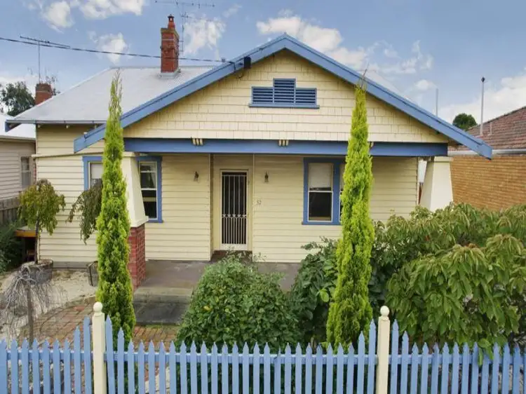 32 Bond Street, Newtown VIC 3220
