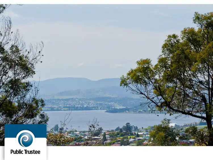 8 Emily Road, West Moonah TAS 7009
