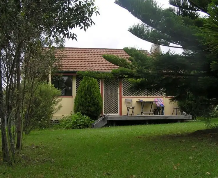 16 Pine Forest Road, Tomerong NSW 2540