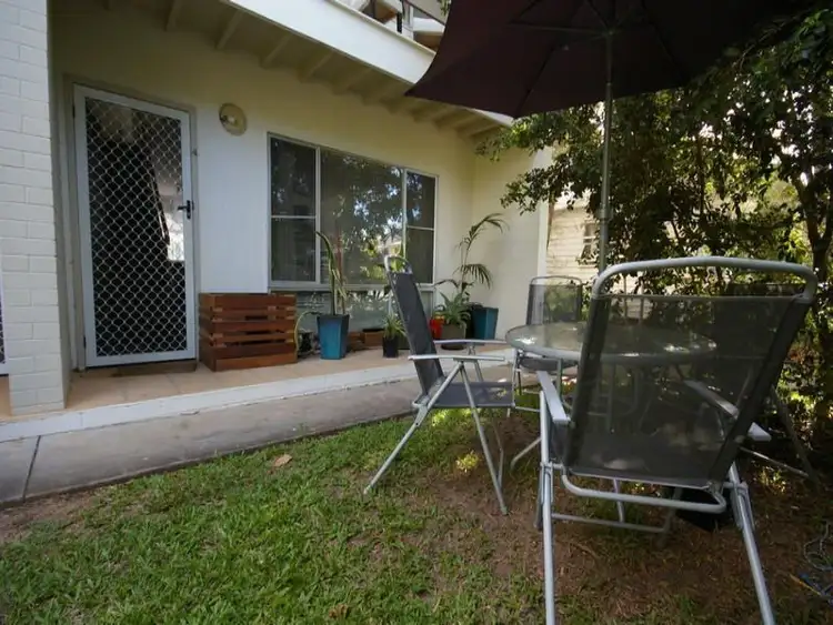 2/32 Elizabeth Street, Noosaville QLD 4566