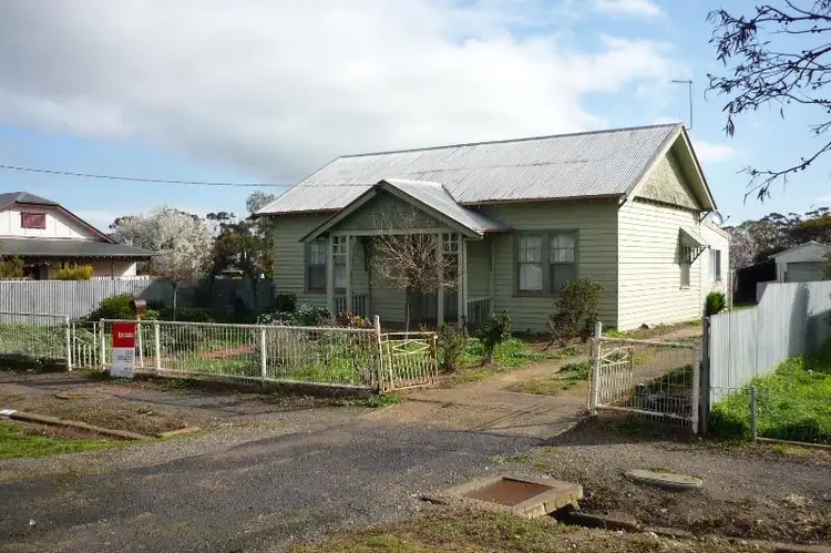 8 Lloyd Street, Murtoa VIC 3390