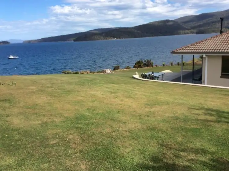 8 Haven Street, Dover TAS 7117