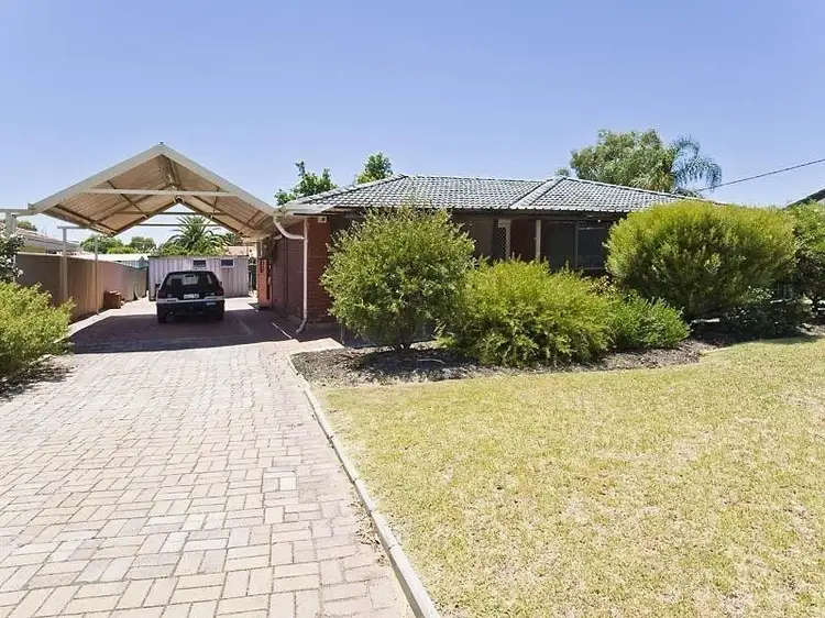 22 Gayhurst Road, Kenwick WA 6107