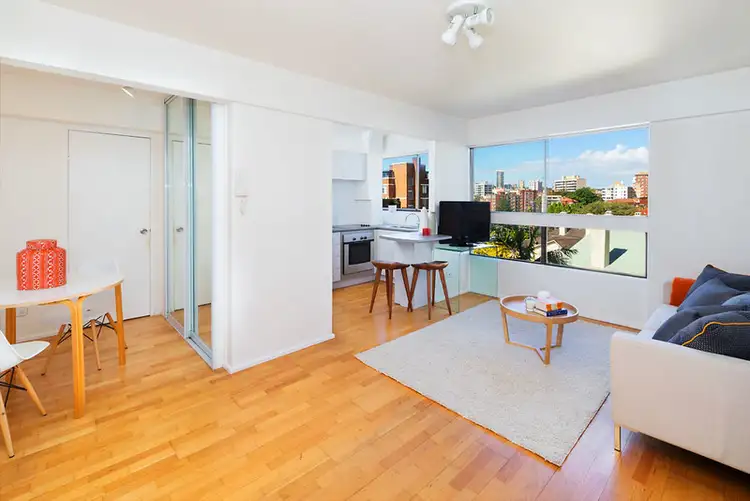 Fourth view of Homely studio listing, 18/8 Macleay Street, Potts Point NSW 2011