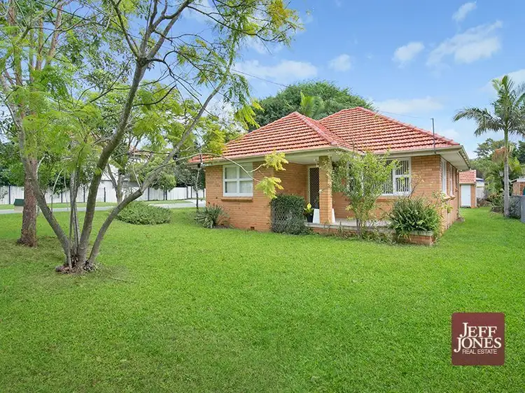 Main view of Homely house listing, 33 Turner Avenue, Fairfield QLD 4103