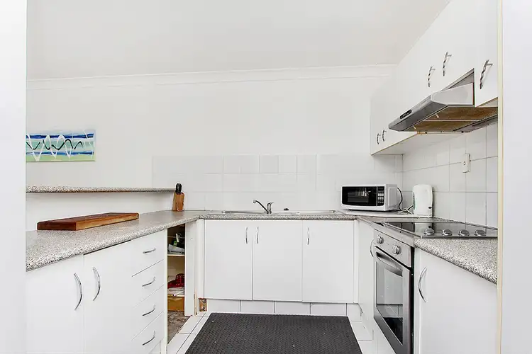 Fifth view of Homely unit listing, 4/49 Belongil Crescent, Byron Bay NSW 2481