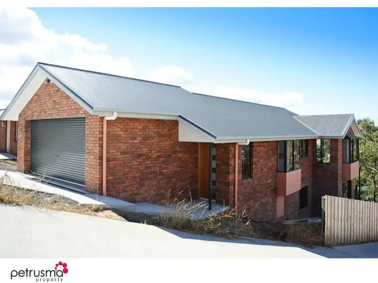 12 Tree Tops Court, Claremont TAS 7011