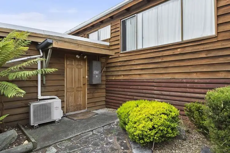 2/119 Cambridge Road, Bellerive TAS 7018