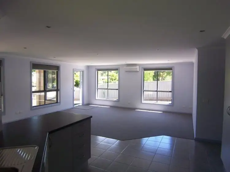 Fourth view of Homely townhouse listing, 1/18 Thompson Street, Bright VIC 3741