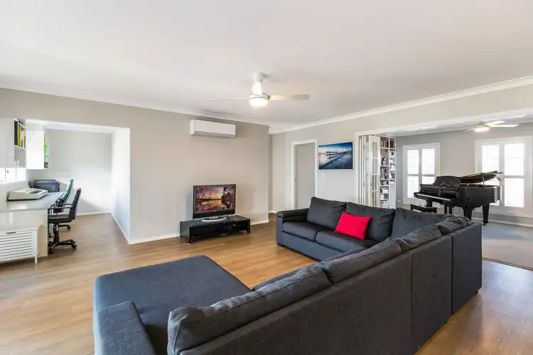 Sixth view of Homely house listing, 1 Explorer Court, Gowrie Junction QLD 4352
