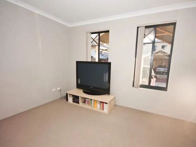 Sixth view of Homely house listing, 4/11 Choseley Place, Langford WA 6147