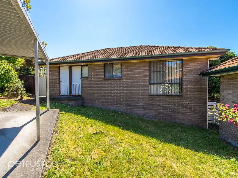 Main view of Homely unit listing, 2/20 Diamond Drive, Blackmans Bay TAS 7052