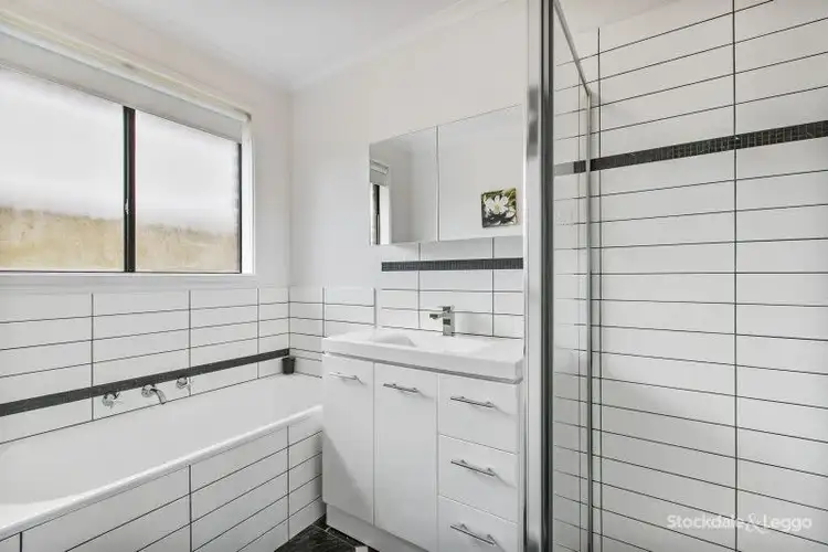 Sixth view of Homely house listing, 6 DAPHNE WAY, Cranbourne North VIC 3977