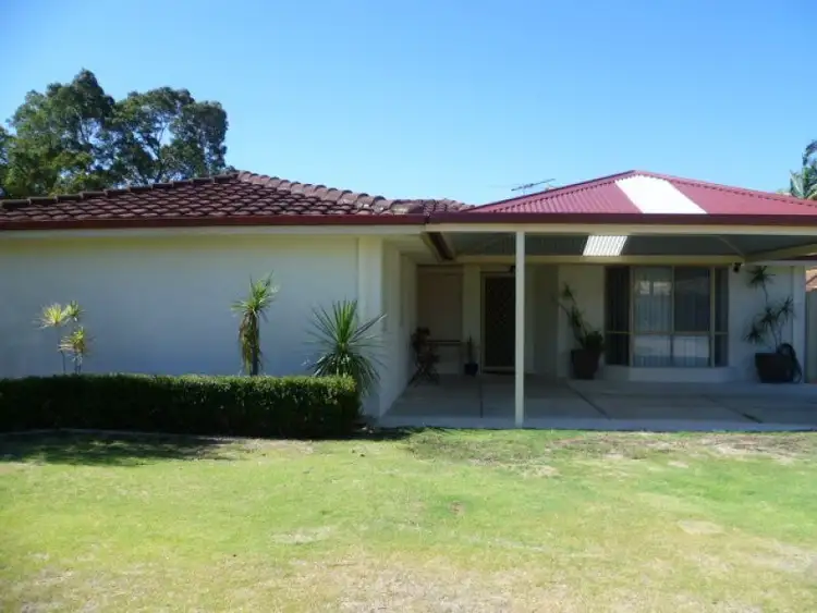 35 Wheatstone Drive, Morley WA 6062