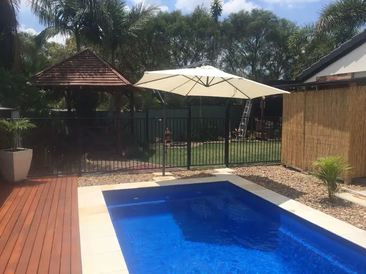 13 Learmonth Court, Hillcrest QLD 4118