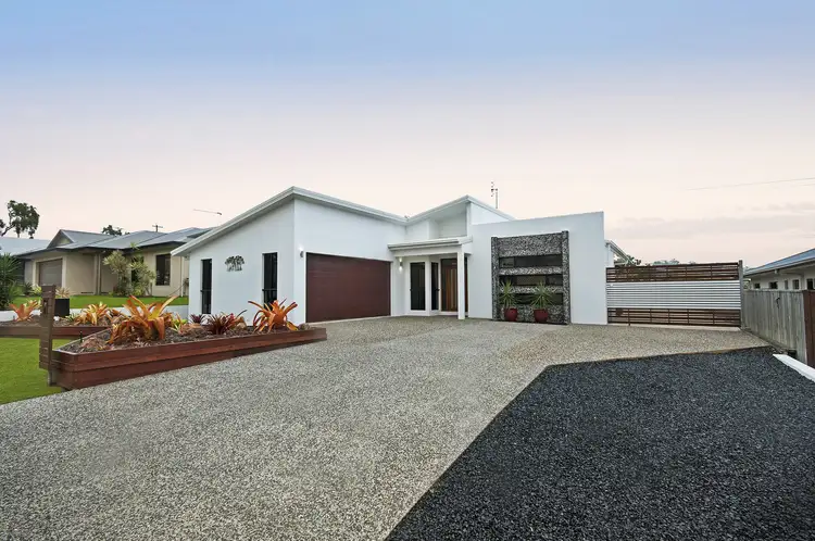 9 Deedes crescent, Bushland Beach QLD 4818