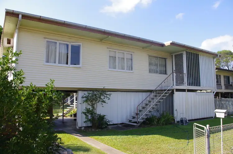 17 Carlisle Street, Cranbrook QLD 4814