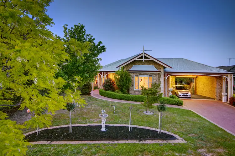 4 Idwall Court, Highton VIC 3216