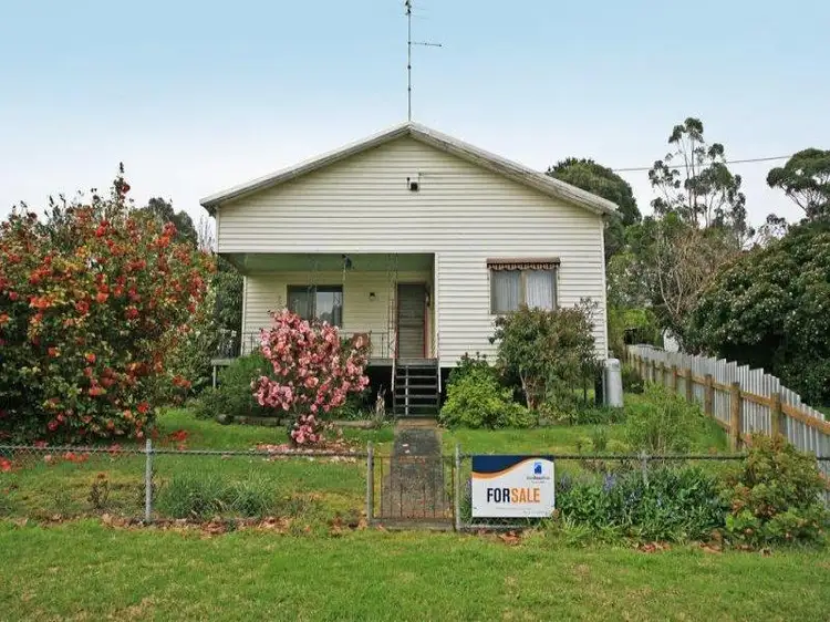 20 Station Street, Forrest VIC 3236