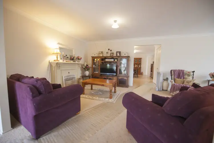 11 Maybush Avenue, Thornton NSW 2322