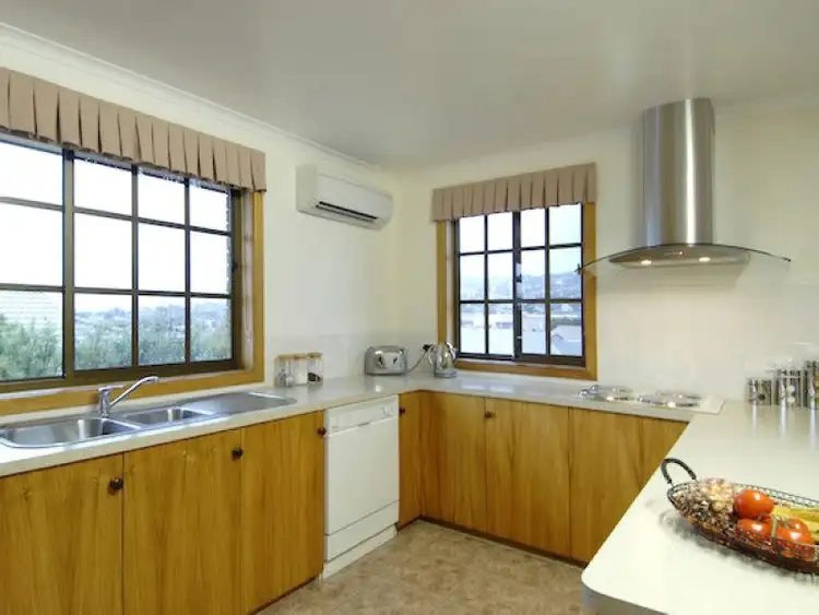 Sixth view of Homely house listing, 2 Beaujolais Court, Berriedale TAS 7011