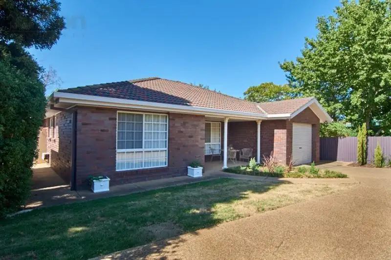 Main view of Homely house listing, 60A Balleroo Crescent, Glenfield Park NSW 2650