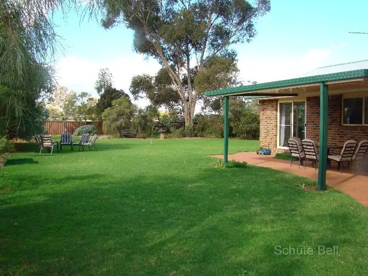 221 Dandaloo St, Narromine NSW 2821