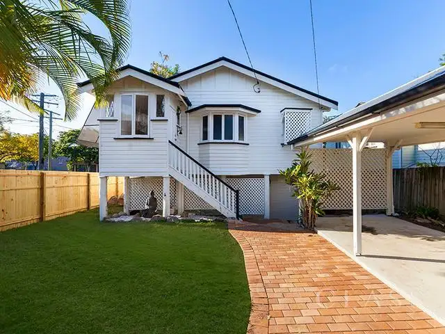 2 Annie St