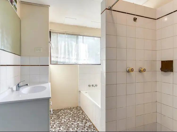 Sixth view of Homely unit listing, 1/70 McLay Street, Coorparoo QLD 4151