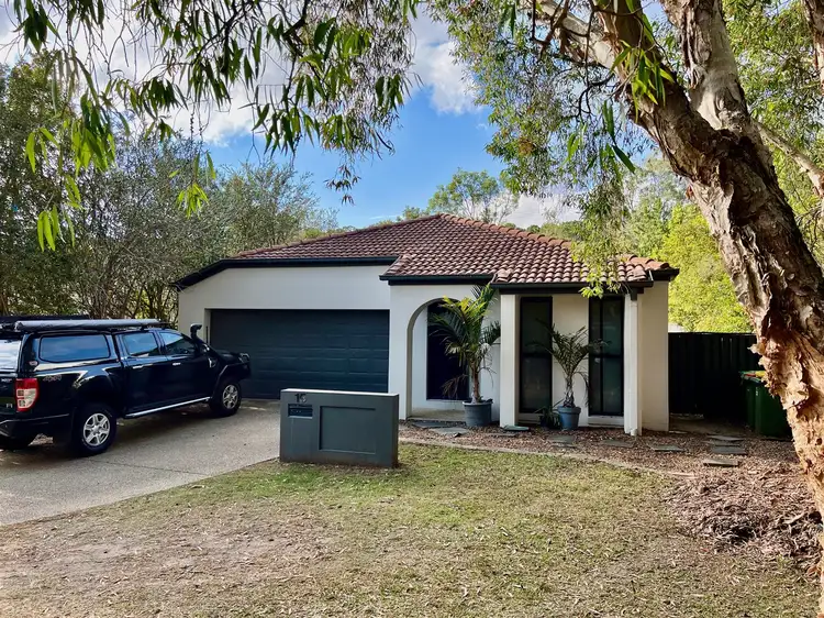 15 Blackwattle Circuit, Arundel QLD 4214