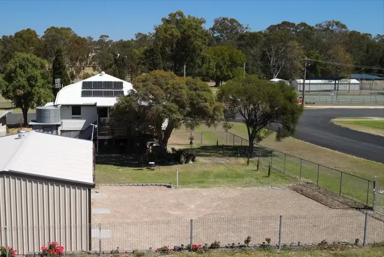 96 Burnett St, Nanango QLD 4615