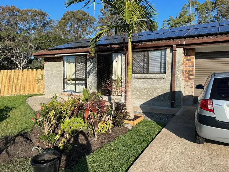 Third view of Homely semi-detached listing, 1/17 Avi Court, Labrador QLD 4215