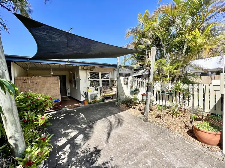 3/9 Ahern Street, Labrador QLD 4215