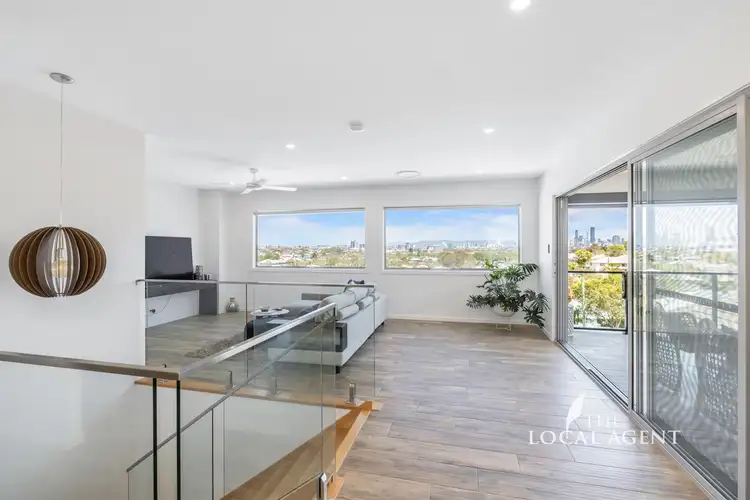 30 Ernest Street, Camp Hill QLD 4152