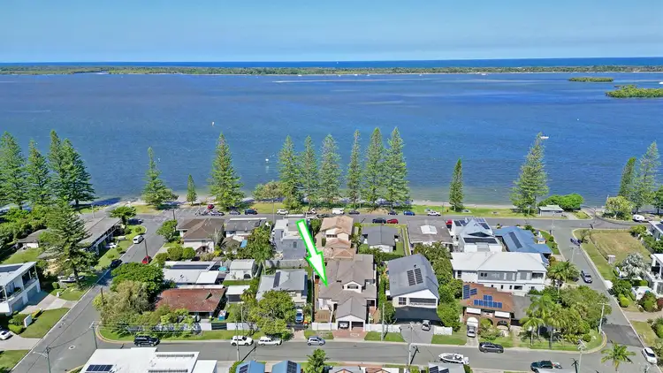 5B Tecona Avenue, Hollywell QLD 4216