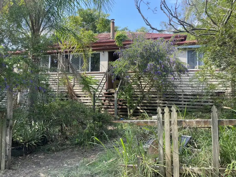 26 Drayton St, Nanango QLD 4615