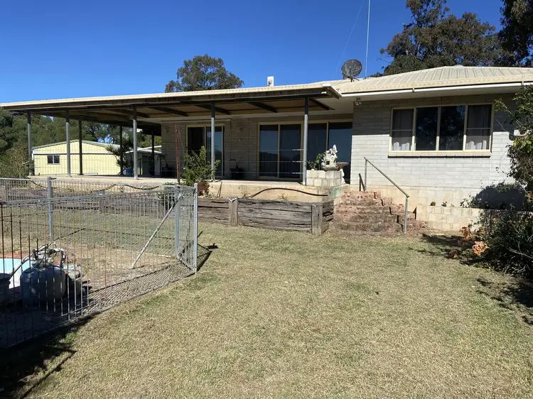 90 Hicken Way, Nanango QLD 4615