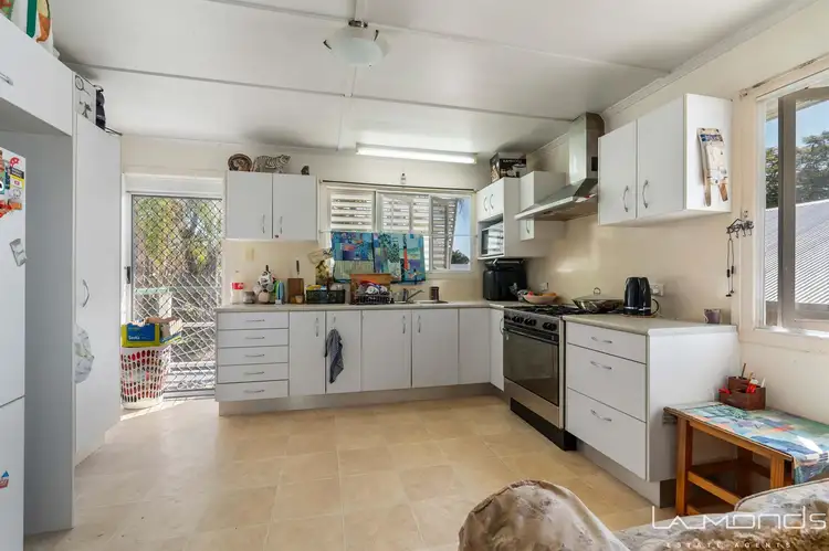 Seventh view of Homely house listing, 8 Lithgow Street, Wynnum QLD 4178