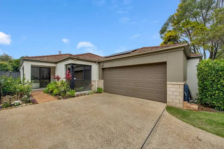 22 Blackwattle Circuit, Arundel QLD 4214