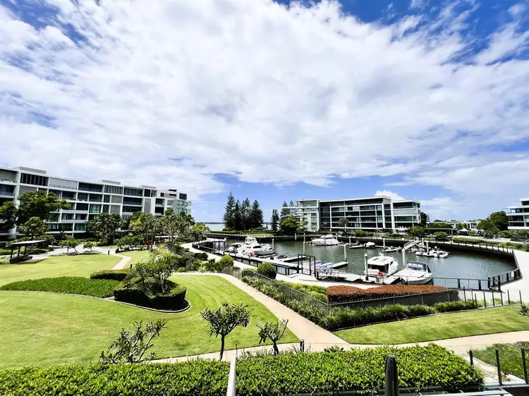 Main view of Homely unit listing, 5202/323 Bayview Street, Hollywell QLD 4216