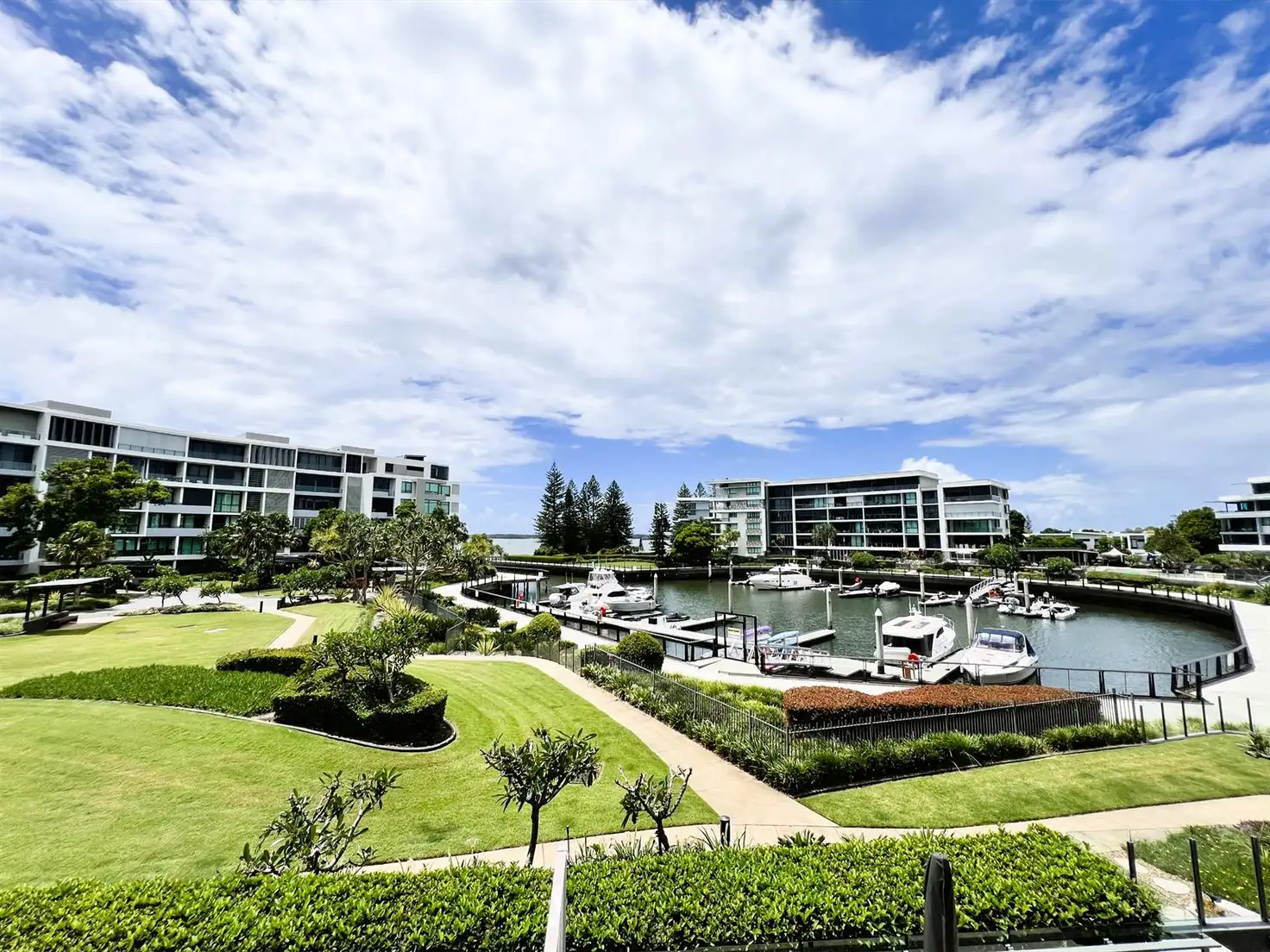 Main view of Homely unit listing, 5202/323 Bayview Street, Hollywell QLD 4216