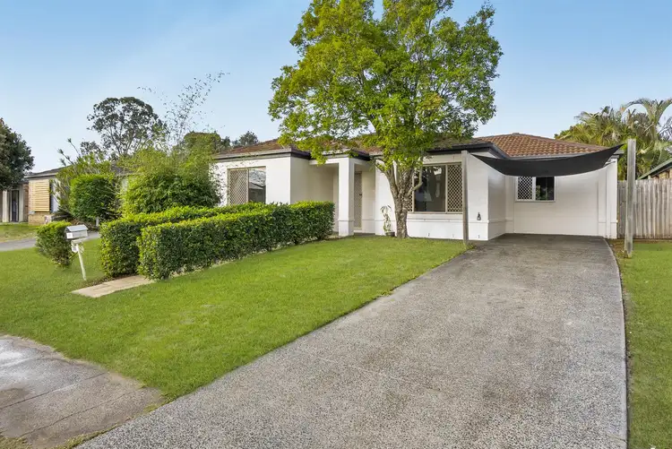 16 School Road, Wynnum West QLD 4178