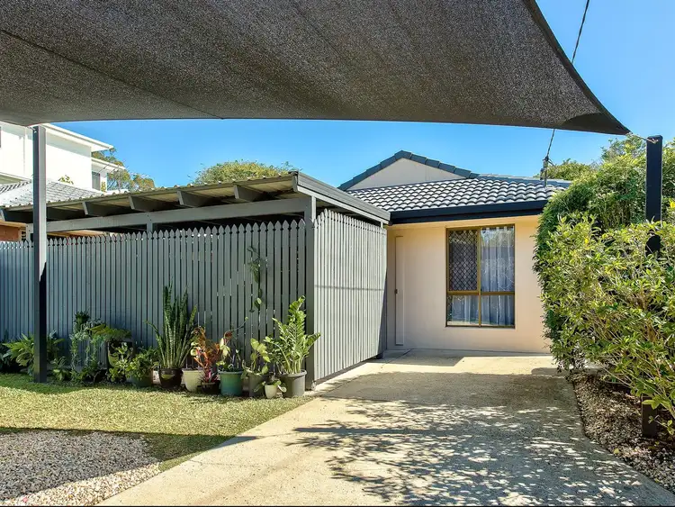 Main view of Homely house listing, 3 Lutzow St, Tarragindi QLD 4121