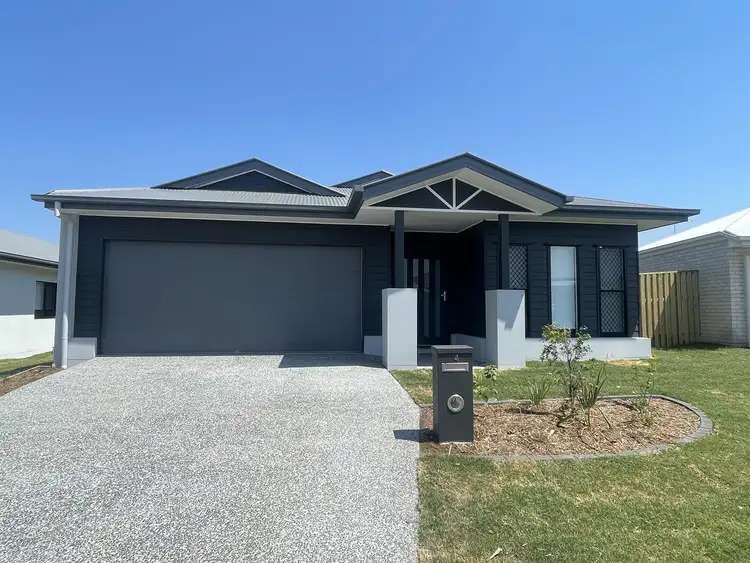 54 Edinburgh Cres, Gleneagle QLD 4285