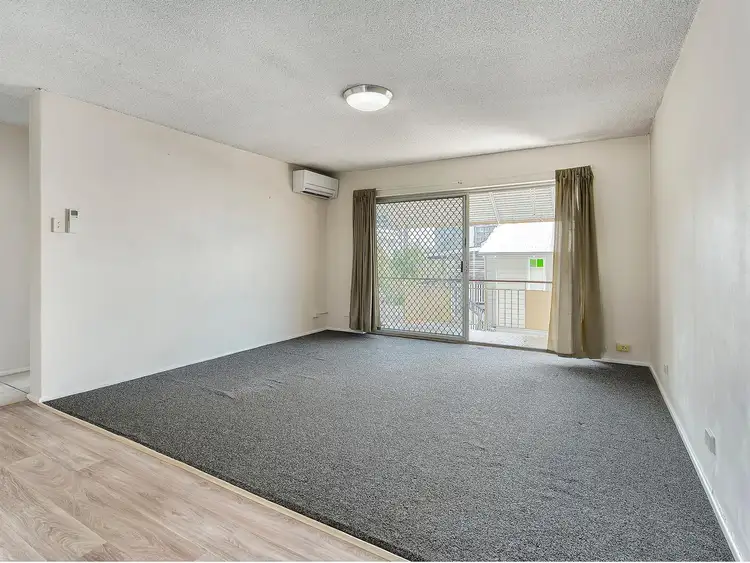 Third view of Homely unit listing, 2/207 Cavendish rd, Coorparoo QLD 4151